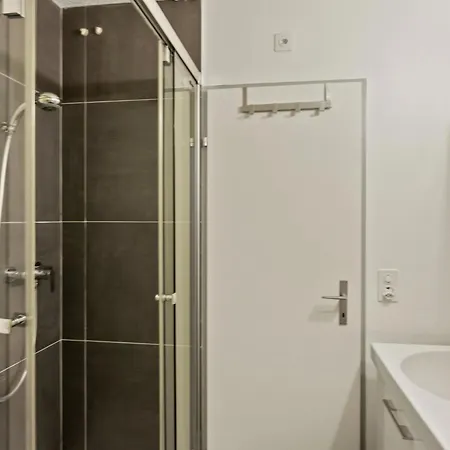 Apartment Triangel B Rezia By Interhome