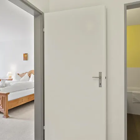 Triangel B Rezia By Interhome
