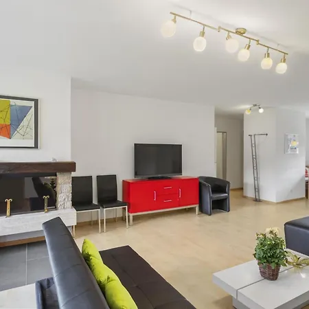 Triangel B Rezia By Interhome Parpan